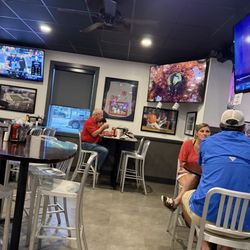 Heroes Sports Bar & Grille - West Mobile