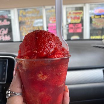 El Chamoy Loko - fresanada! (strawberry instead of mango) with chamoy & lucas powder! - Shaved Ice Near Me - San Antonio, Texas El Chamoy Loko - fresanada! (strawberry instead of mango) with chamoy & lucas powder! - Shaved Ice Near Me - San Antonio, Texas
