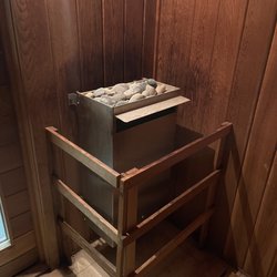World Gym Mishawaka - Dry sauna