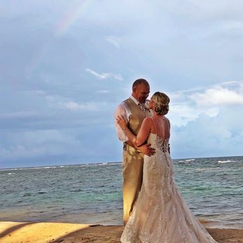Almas Bridal - Bridal Near Me - Lincoln, California Almas Bridal - Bridal Near Me - Lincoln, California