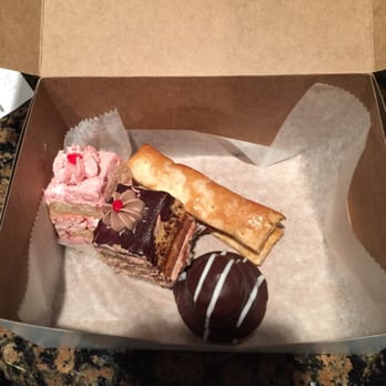 Argentina Bakery - Strawberry masita, chocolate masita, caramel filled lengua and chocolate covered conitos - Bakeries Near Me - Irving, Texas