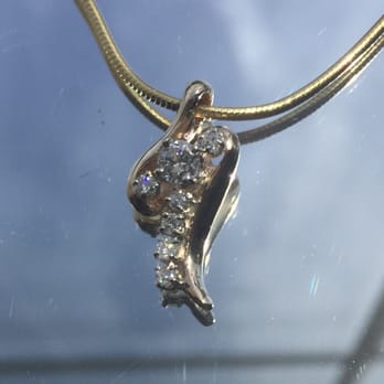 Peter Bailey Designs - Gold and diamond pendant - Jewelry Near Me Peter Bailey Designs - Gold and diamond pendant - Jewelry Near Me