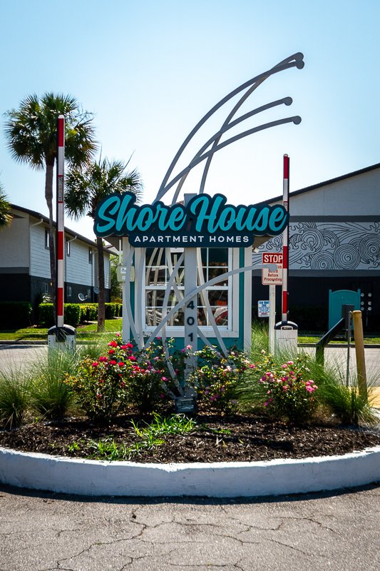 SHORE HOUSE Updated September 2024 35 Photos 401 Century 21 Dr