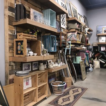 Hope's Closet Thrift - Housewares, clever displays - Thrift Stores Near Me - Jacksonville, Florida