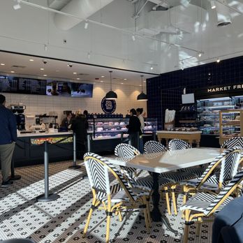 Paris Baguette - Bakeries Near Me - Old Bridge, New Jersey Paris Baguette - Bakeries Near Me - Old Bridge, New Jersey