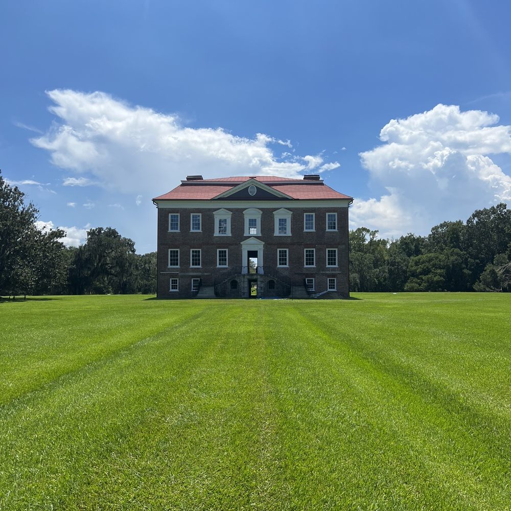 Drayton Hall - Only two things worth seeing- the outside of the house and the James River which you can see from so many other venues. - Museums Near Me - Charleston, South Carolina Drayton Hall - Only two things worth seeing- the outside of the house and the James River which you can see from so many other venues. - Museums Near Me - Charleston, South Carolina