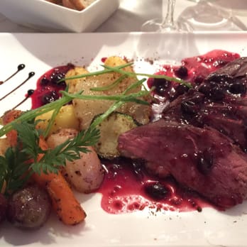 Le Nez Rouge - Magret de canard au baie de cassis - French Near Me - Le Mans, 72 Le Nez Rouge - Magret de canard au baie de cassis - French Near Me - Le Mans, 72