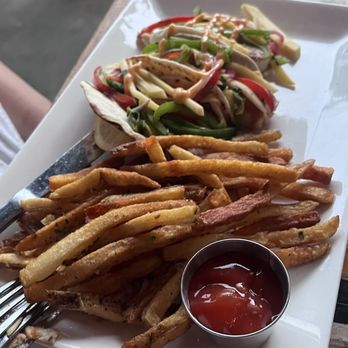 Apres Diem - Bars Near Me - Atlanta, Georgia