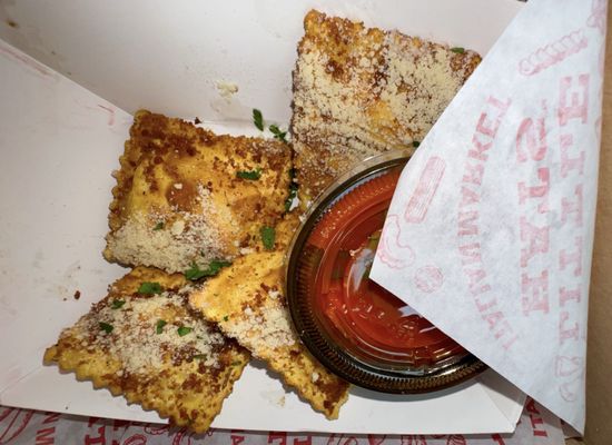 Little Hats Market by null Little Hats Market by null