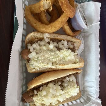 Hot Diggity Dogs - Chili slaw dogs with onion rings. - Hot Dogs Near Me - Thomasville, Georgia