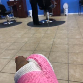 Dolphin & Dolphin Threading Beauty Salon - Pink - Waxing Near Me - Whittier, California