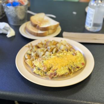 Kafe Royale - Sensational omelette - Breakfast & Brunch Near Me - Calimesa, California Kafe Royale - Sensational omelette - Breakfast & Brunch Near Me - Calimesa, California