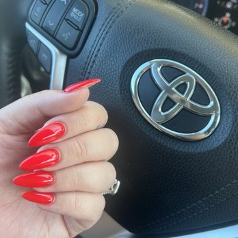 KLC Nails & Spa - Nail Fill by Lee color fiery red - Nail Salons Near Me - Ceres, California