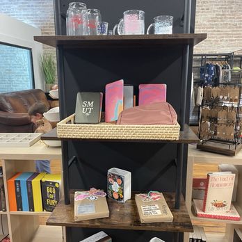 The Chapter Co. - Bookstores Near Me - New Braunfels, Texas