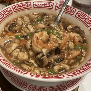Lai Lai Restaurant - Prawns in Lobster Sauce Dinner - Chinese Near Me - Millbrae, California
