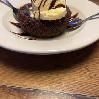 Texas Roadhouse - Big Ol' Brownie Nice & Hottttt - American Near Me - Henderson, Nevada Texas Roadhouse - Big Ol' Brownie Nice & Hottttt - American Near Me - Henderson, Nevada
