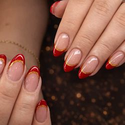 Q Nails & Spa