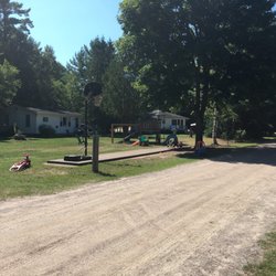 Dunromin Cottages By The Lake
