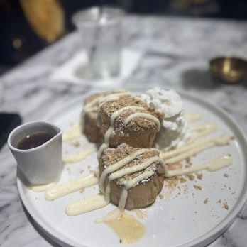 Flavor Rich Restaurant - Cinnamon Toast French Toast - Breakfast & Brunch Near Me - Atlanta, Georgia