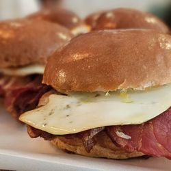 Drury 188-189 - bacon, egg and cheese breakfast sandwich