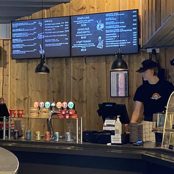 Furukroa Kafe - Order counter - Cafes Near Me - Flåm, 14