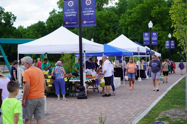 Fort Ben Farmers Market by null