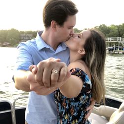Lone Star Marina - Perfect proposal on Cedar Creek Lake with boat rental from Lone Star Marina