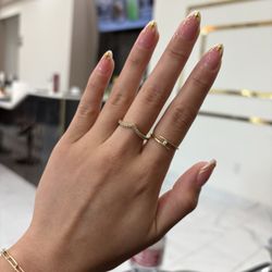 E’Lan Nails & Spa - French tip and gold design