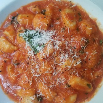 Della Santina's - Italian Near Me - Sonoma, California
