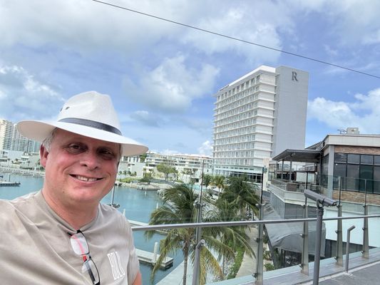 Renaissance Cancun Resort & Marina by null