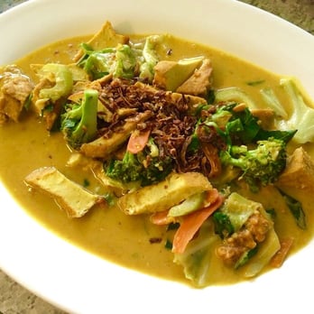 Pho Kapahulu - Veggie Tofu Curry! - Vietnamese Near Me - Honolulu, Hawaii Pho Kapahulu - Veggie Tofu Curry! - Vietnamese Near Me - Honolulu, Hawaii
