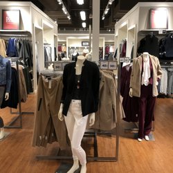 Banana Republic Factory Store - Sales Area