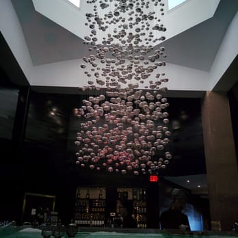 Day & Night Angus Steak Raw Bar - Decor - Seafood Near Me - Markham, Ontario