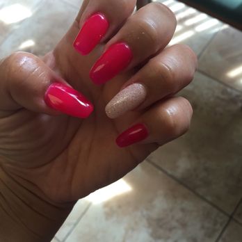 Lily's Nail Spa - Loooooove! - Nail Salons Near Me - Goleta, California