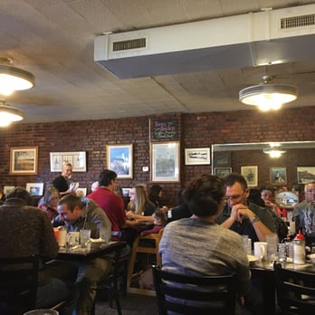 Beacon Restaurant - Ambience - Breakfast & Brunch Near Me - Wichita, Kansas Beacon Restaurant - Ambience - Breakfast & Brunch Near Me - Wichita, Kansas