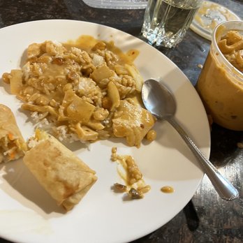 Thai Noodles Cafe - 54. Massaman Curry 1. Crispy Eggrolls (2) - Thai Near Me - Libertyville, Illinois