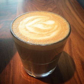 Vespr Coffeebar - Madagascar Vanilla Latte - Coffee & Tea Near Me - Orlando, Florida