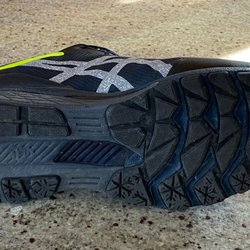 Asics - Shows lack of wear on sole