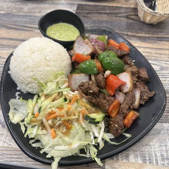Soup Shop - Garlic Noodle with Filet Mignon - Vietnamese Near Me - Irvine, California Soup Shop - Garlic Noodle with Filet Mignon - Vietnamese Near Me - Irvine, California