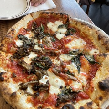 Cart-Driver Lohi - Daisy with half mushrooms - Pizza Near Me - Denver, Colorado