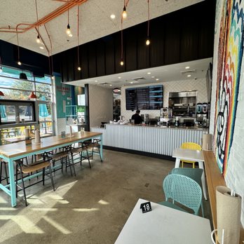 Big Buns - Inside - Burgers Near Me - Fairfax, Virginia