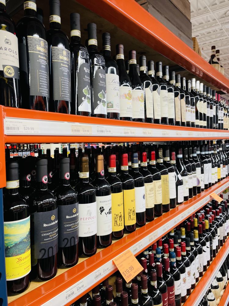 SAL’S BEVERAGE WORLD Updated September 2024 32 Photos & 36 Reviews