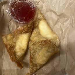 108. Crispy Cream Cheese Wonton (6) 108. Crispy Cream Cheese Wonton (6)