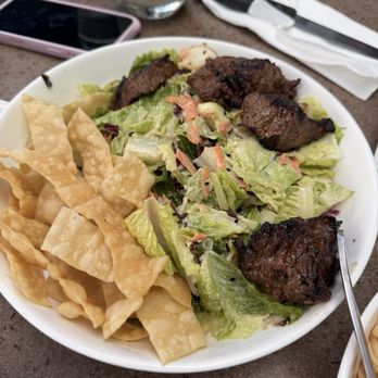 Seaport Grille - Salad with steak tips - Seafood Near Me - Gloucester, Massachusetts Seaport Grille - Salad with steak tips - Seafood Near Me - Gloucester, Massachusetts
