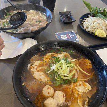 Pho Den - Bun Bo hue - Vietnamese Near Me - Burnaby, British Columbia Pho Den - Bun Bo hue - Vietnamese Near Me - Burnaby, British Columbia