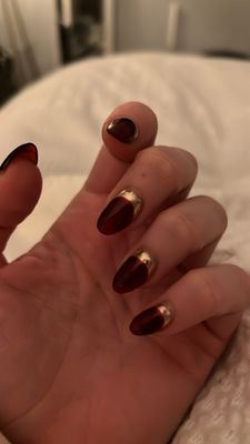 Nails on 1st by null