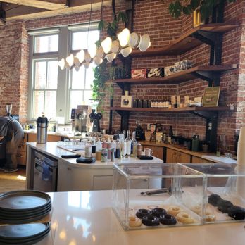 Electrica Coffee - Interior - Coffee & Tea Near Me - Portland, Oregon