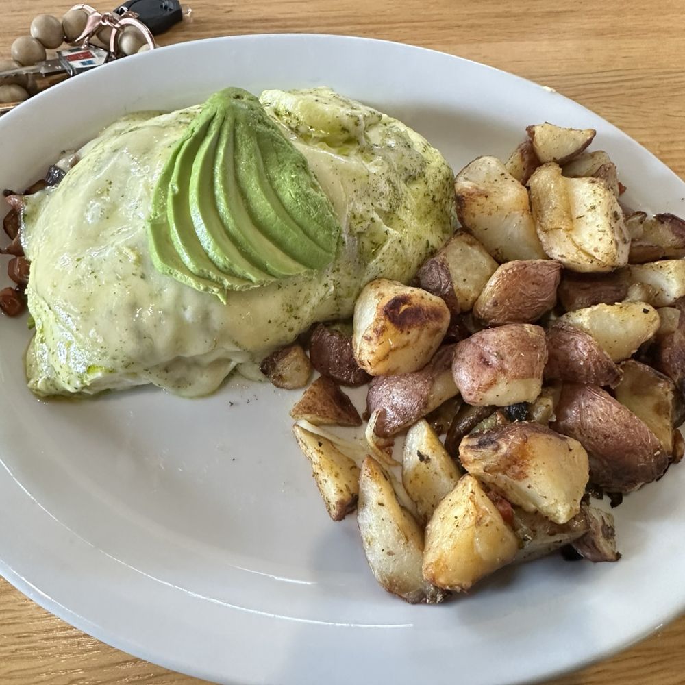 Batter Up Pancakes - 3 egg pesto omelette and country potato's - Pancakes Near Me - Clovis, California Batter Up Pancakes - 3 egg pesto omelette and country potato's - Pancakes Near Me - Clovis, California