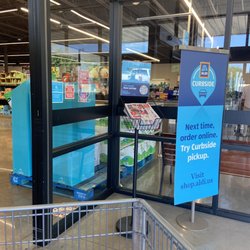 ALDI - Entrance