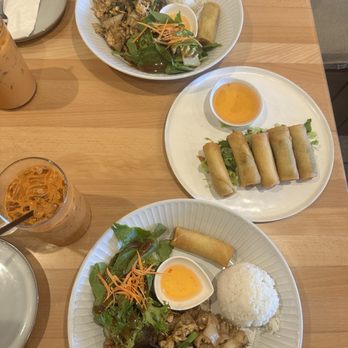 Manon - Lunch specials with Pad See Ew and egg rolls in beautiful bowls. - Thai Near Me - Fullerton, California